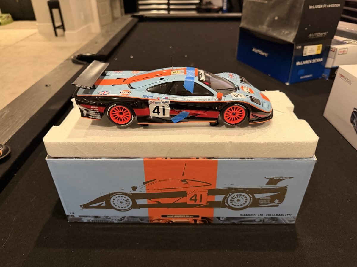 McLaren F1 GTR Longtail Gulf model