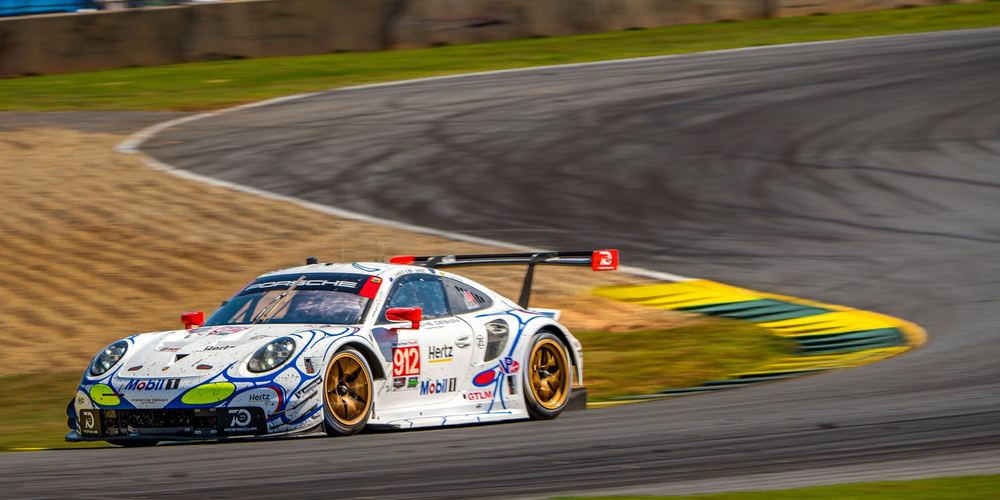 Porsche 911 RSR · No. 912, Corner entry