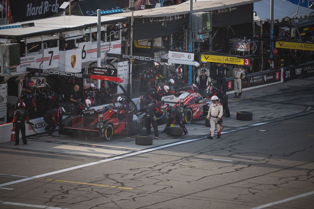 Porsche Penske, Double stop · No. 6 and No. 7