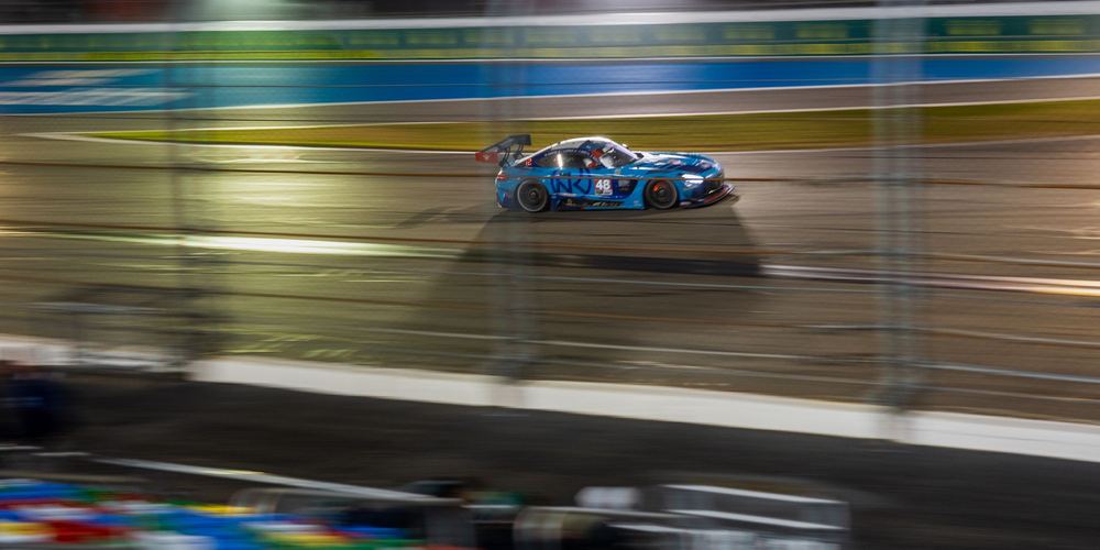 BMW M4 GT3 · No. 46, Night fence