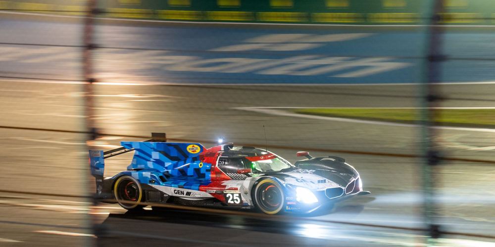 LMDh · No. 25, Abstract livery · Night